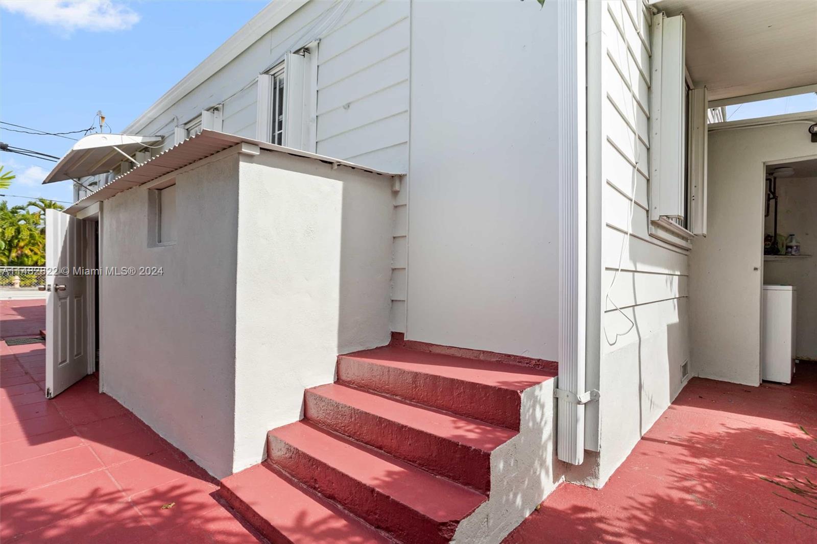 2900 SW 16th St