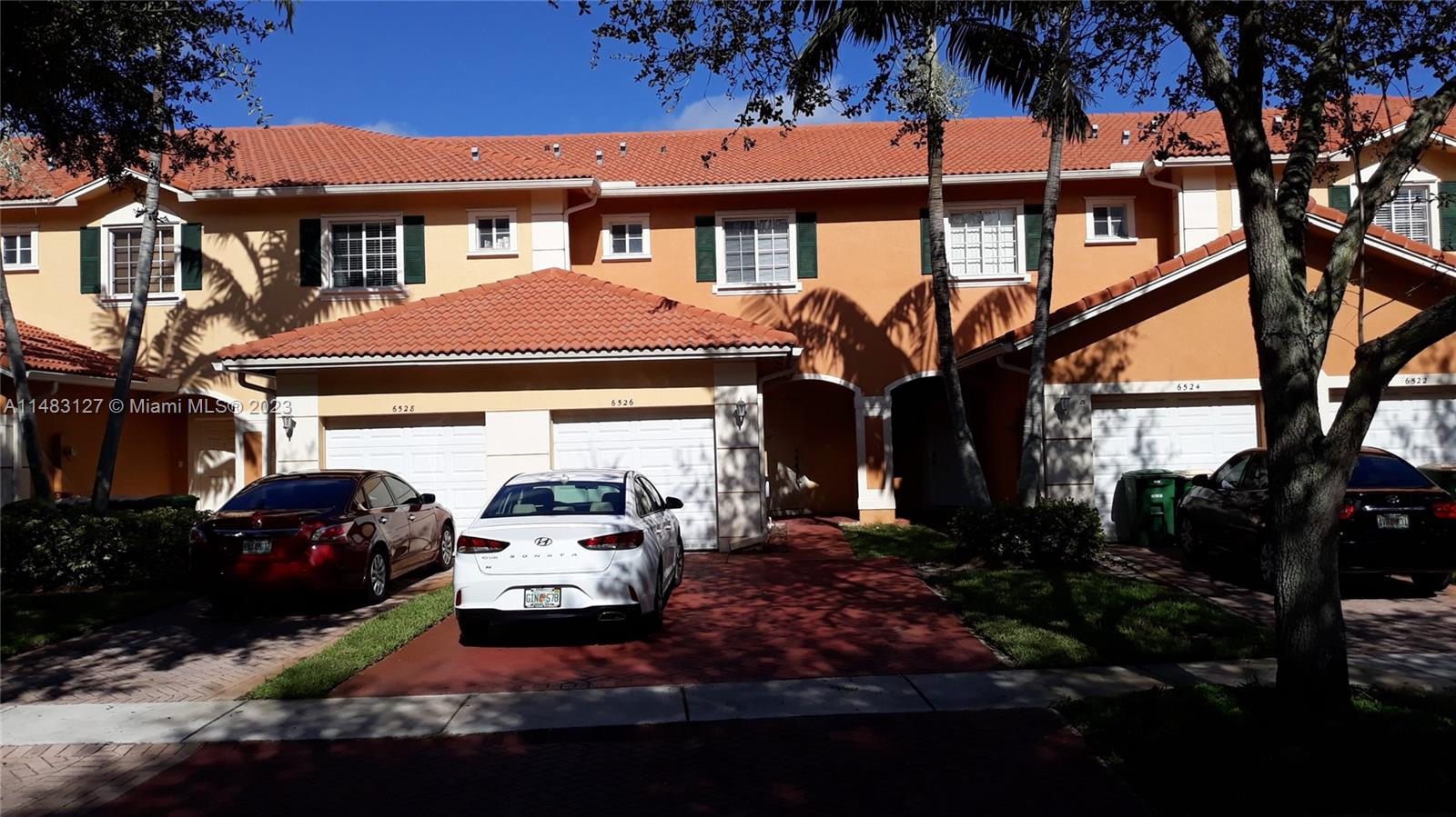 6526 Catalina Ln # 6526