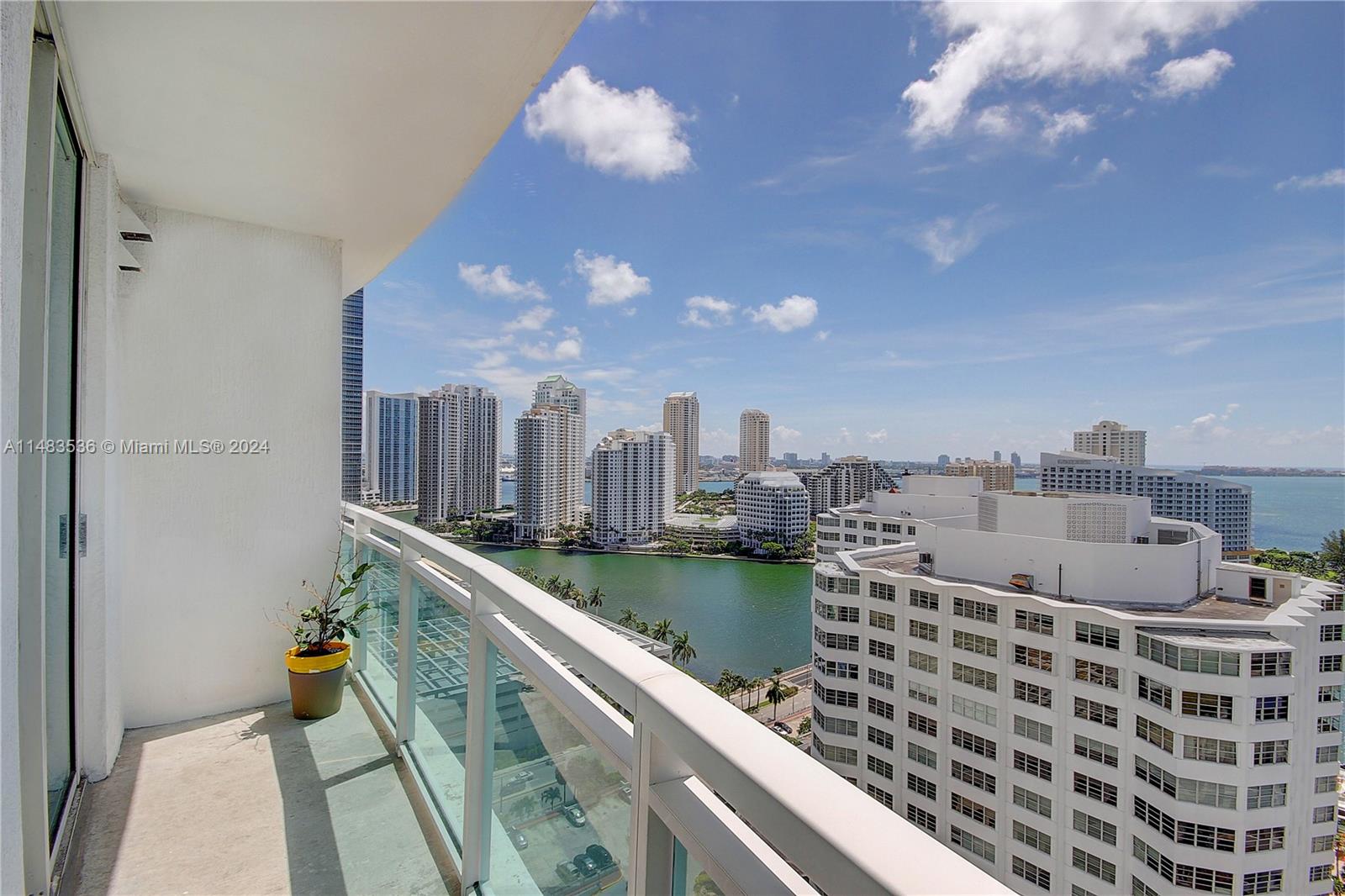 950 Brickell Bay Dr # 2211
