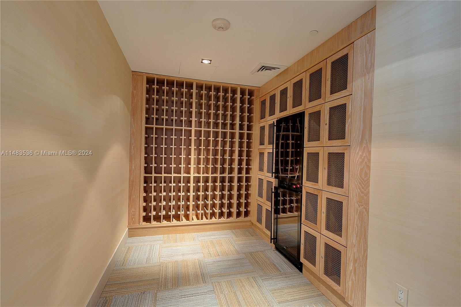950 Brickell Bay Dr # 2211