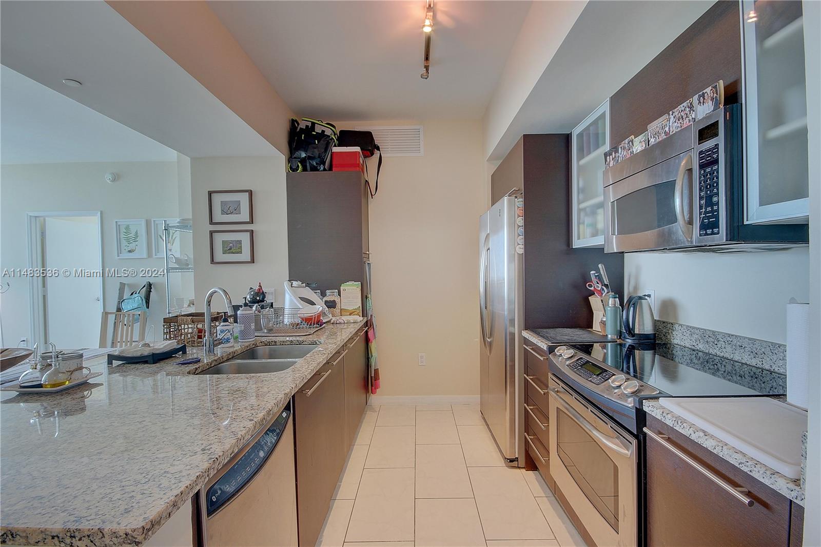 950 Brickell Bay Dr # 2211