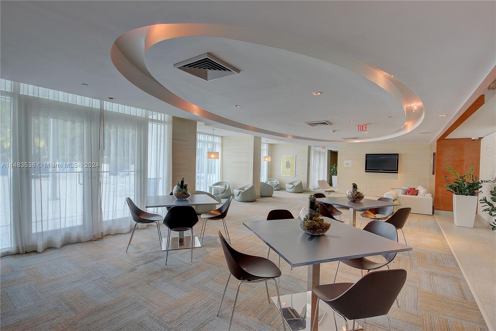 950 Brickell Bay Dr # 2211