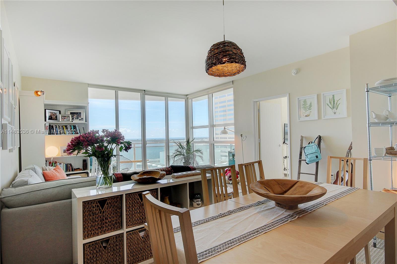 950 Brickell Bay Dr # 2211