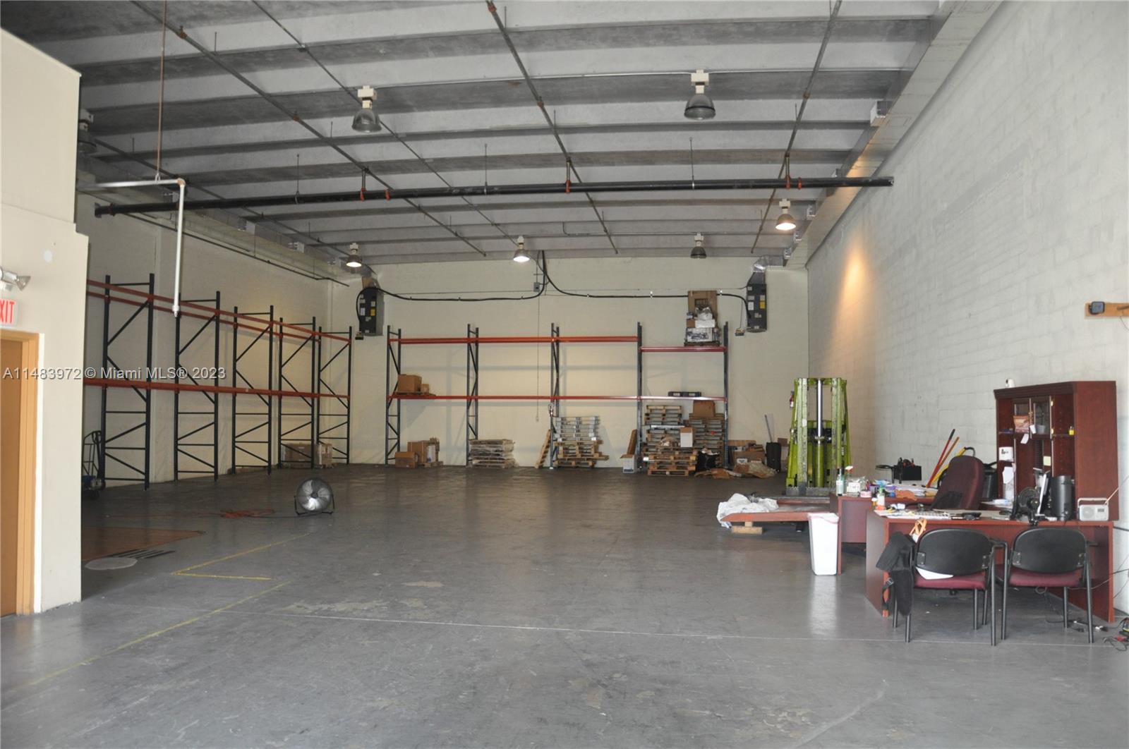 2760 NW 112th Ave # 2760