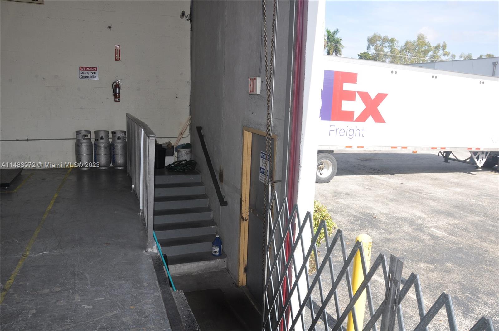 2760 NW 112th Ave # 2760