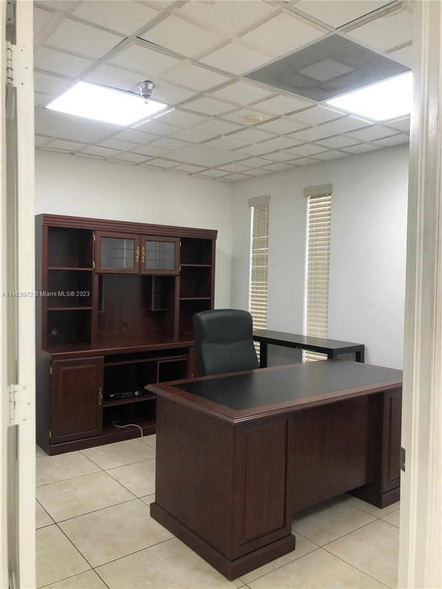 2760 NW 112th Ave # 2760