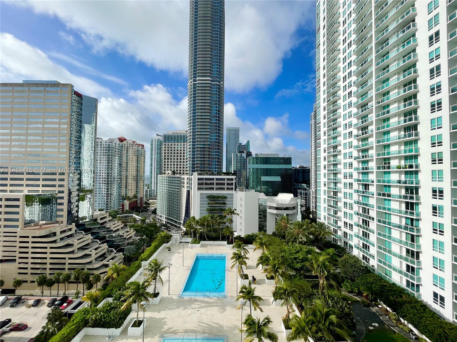 950 Brickell Bay Dr # 1907