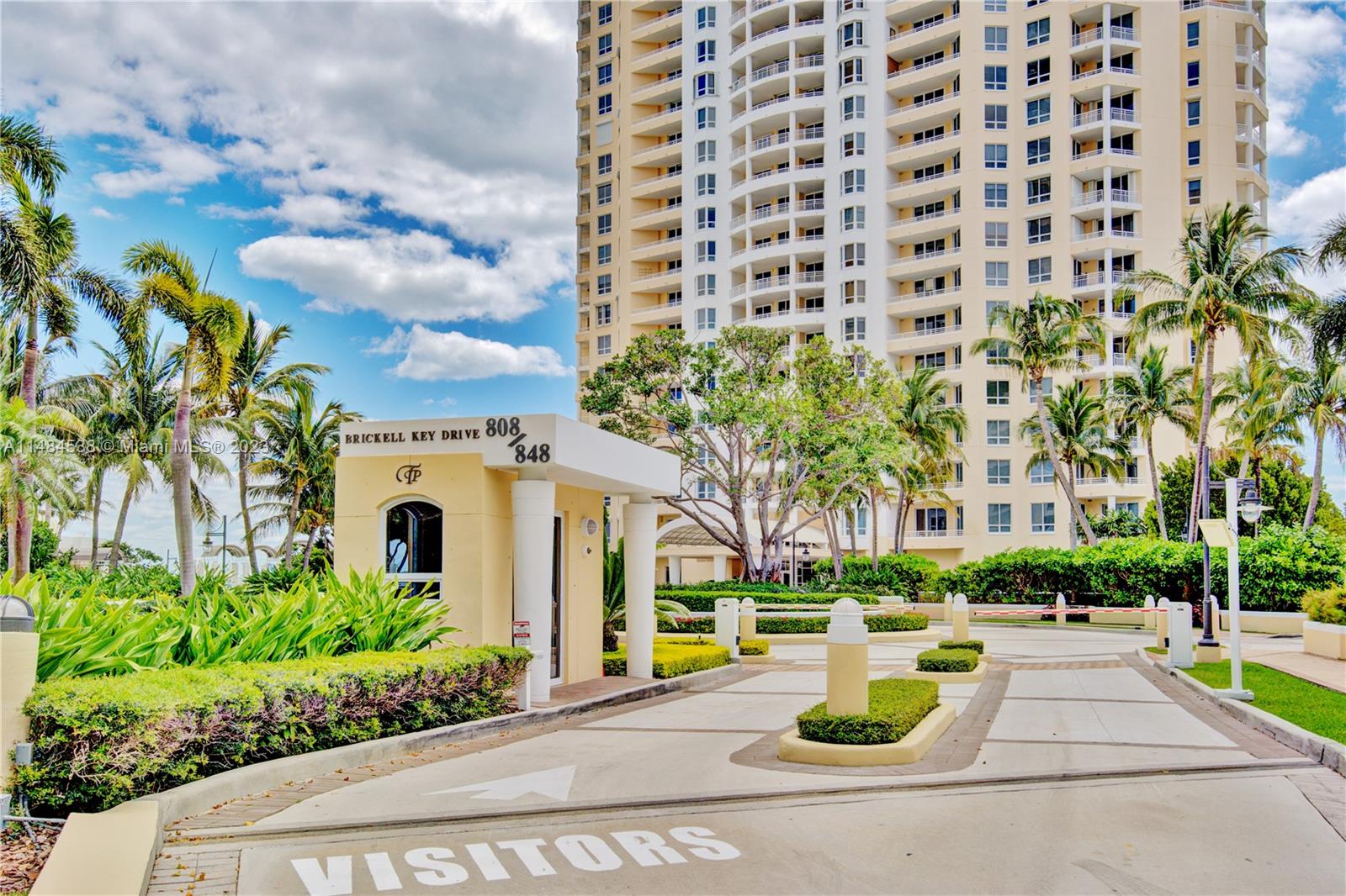 808 Brickell Key Dr # 3304