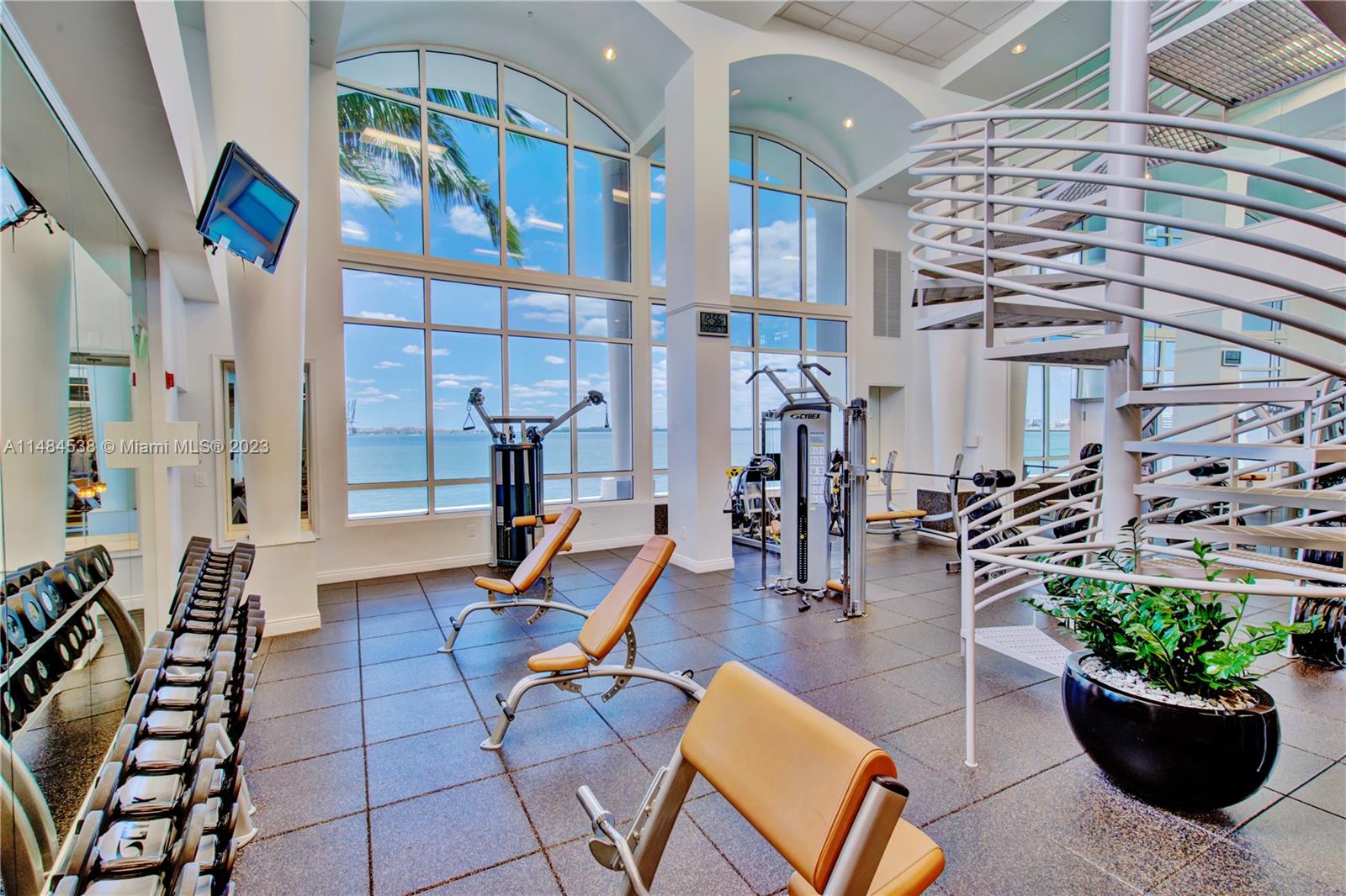 808 Brickell Key Dr # 3304