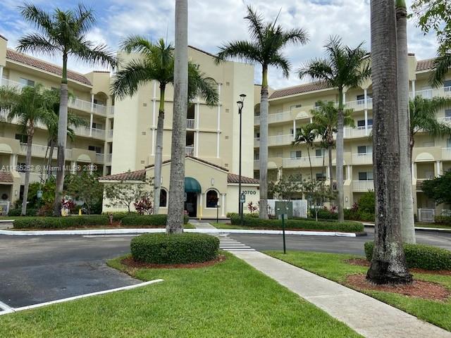 10700 NW 66th St # 409