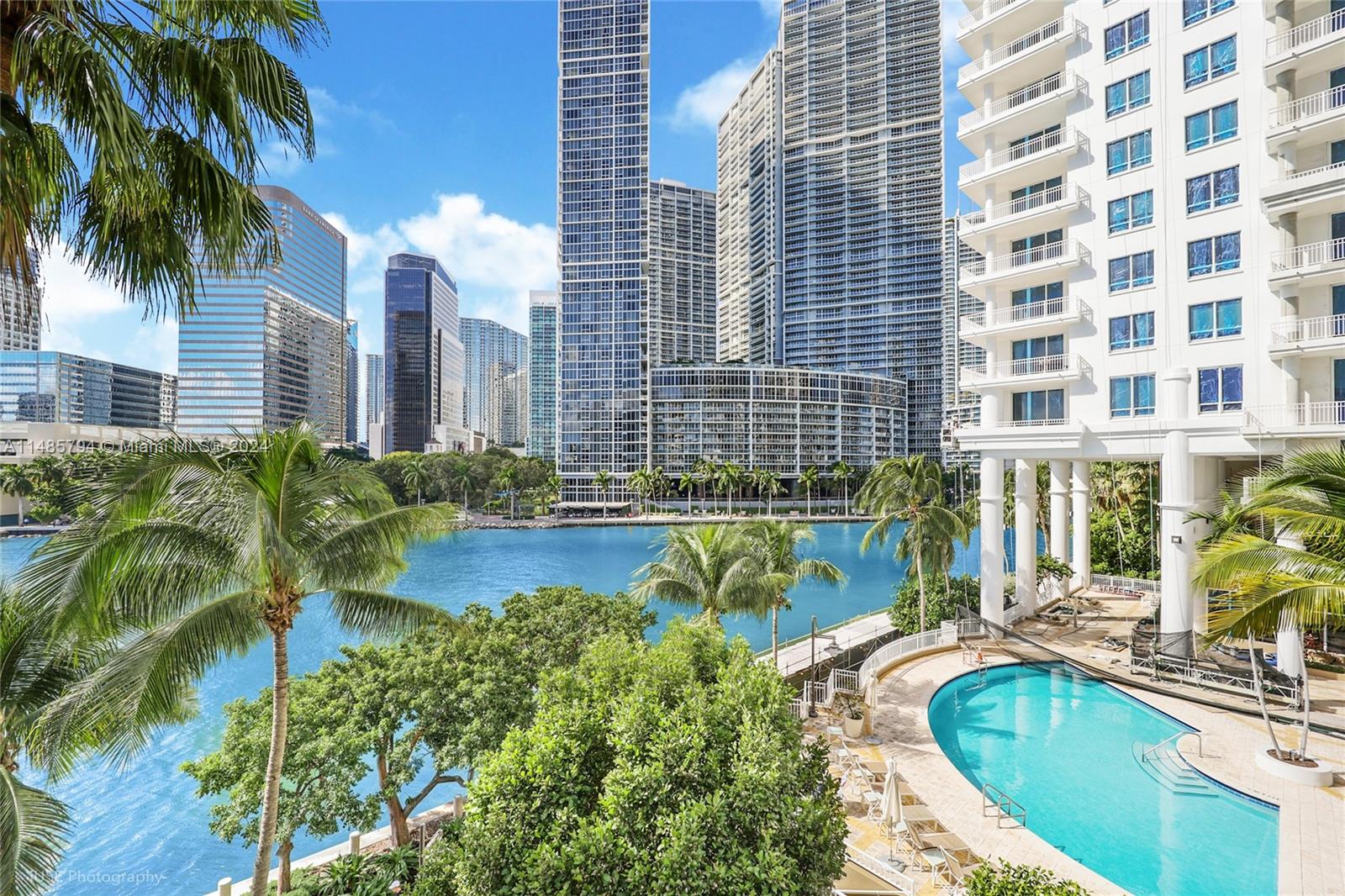 701 Brickell Key Blvd # 404