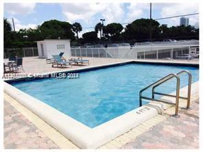 145 SE 25th Rd # 1002
