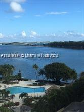 145 SE 25th Rd # 1002