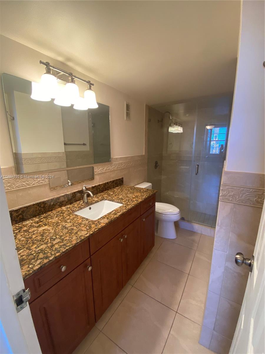 145 SE 25th Rd # 1002