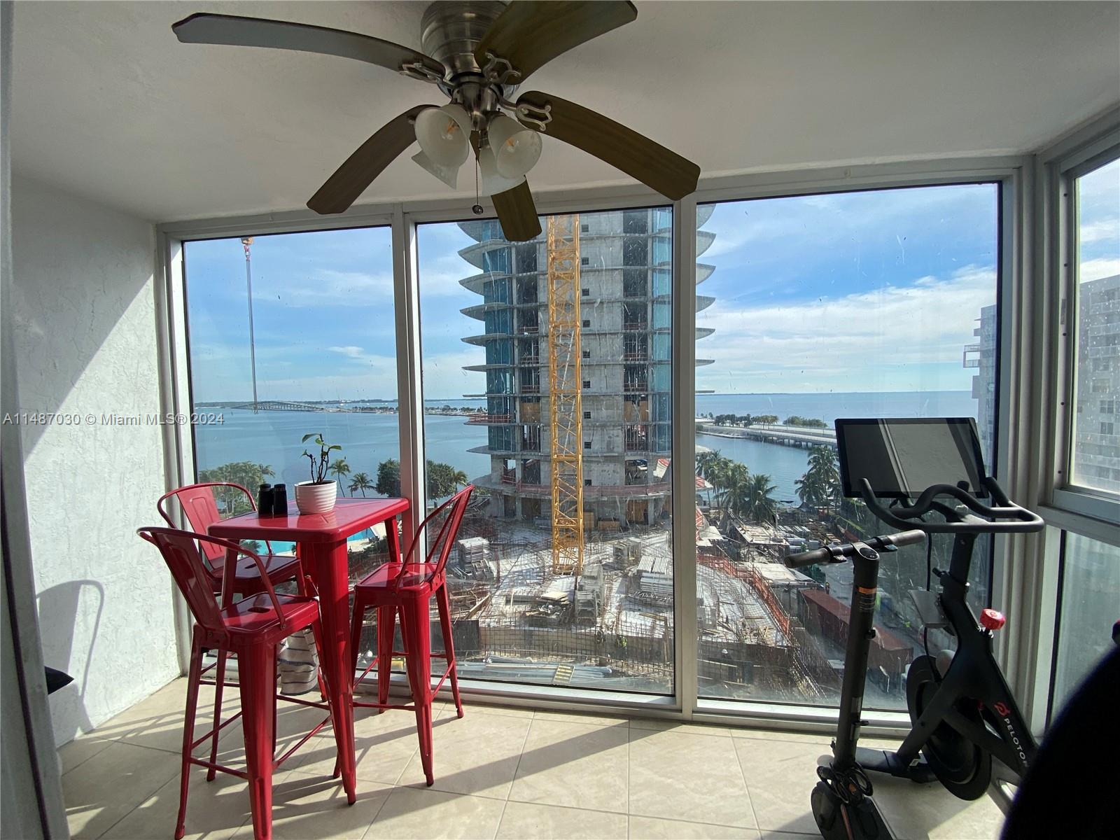 145 SE 25th Rd # 1002