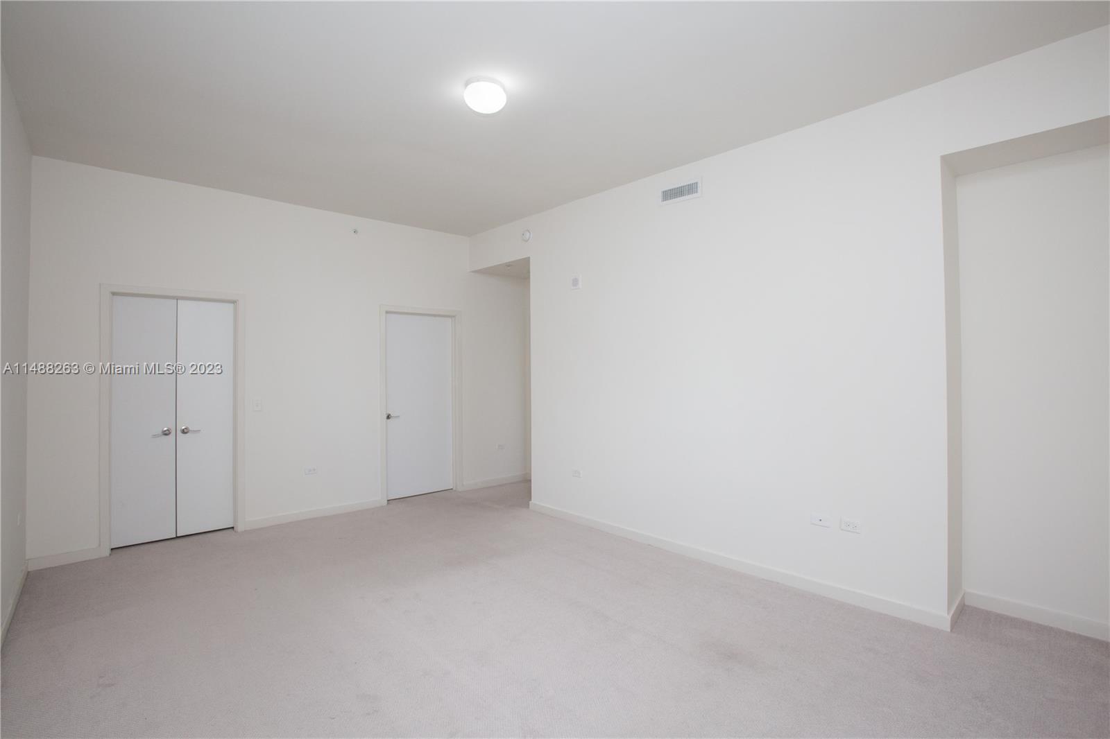 999 SW 1ST AVENUE Unit: UPH11