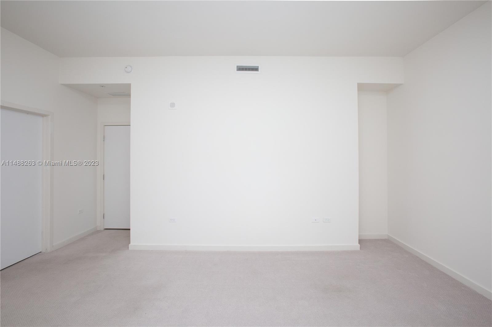 999 SW 1ST AVENUE Unit: UPH11