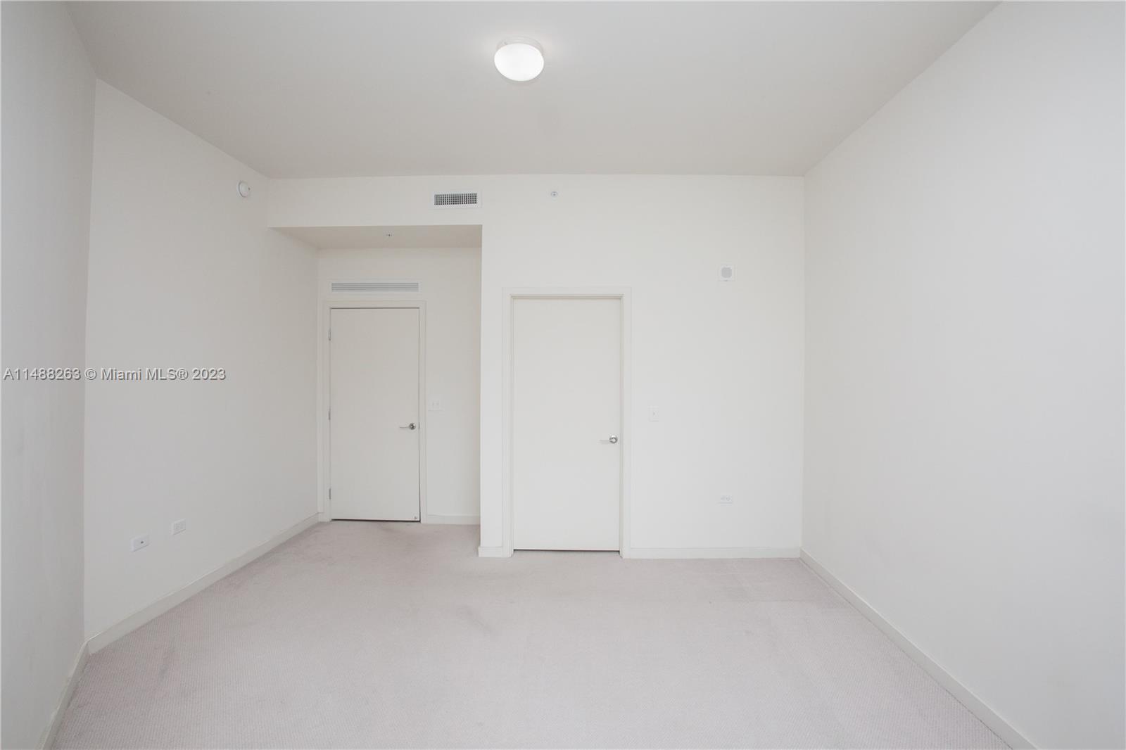 999 SW 1ST AVENUE Unit: UPH11