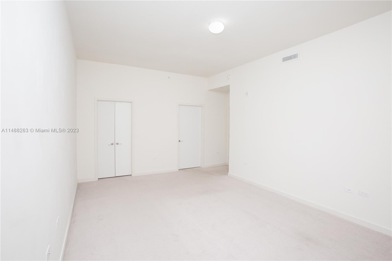 999 SW 1ST AVENUE Unit: UPH11
