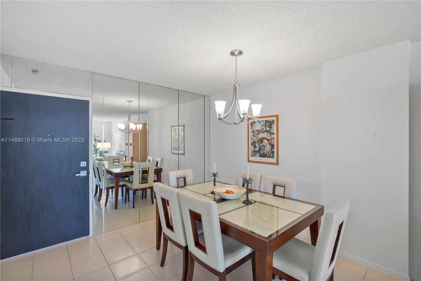 2801 NE 183rd St # 1214W