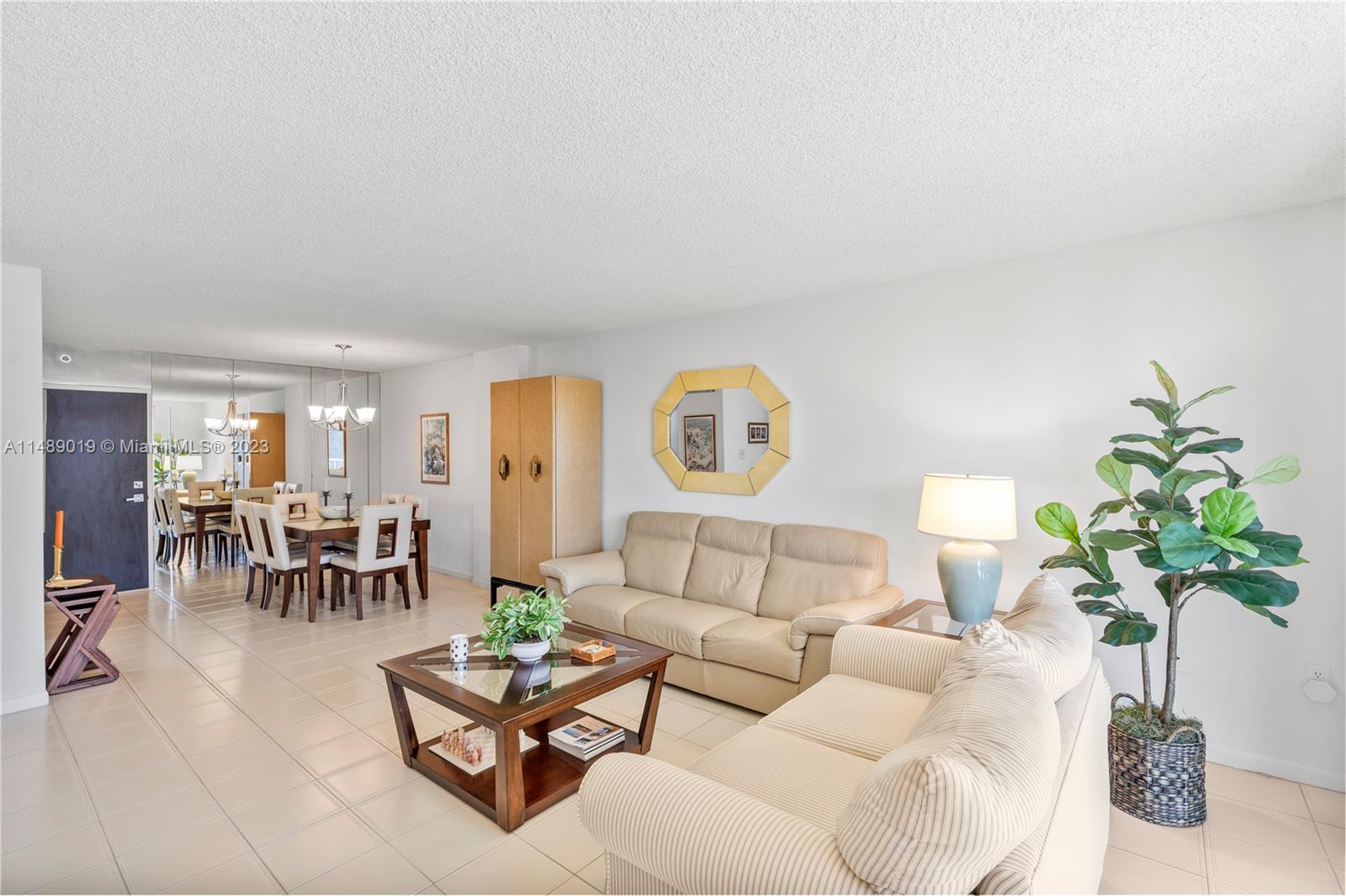 2801 NE 183rd St # 1214W