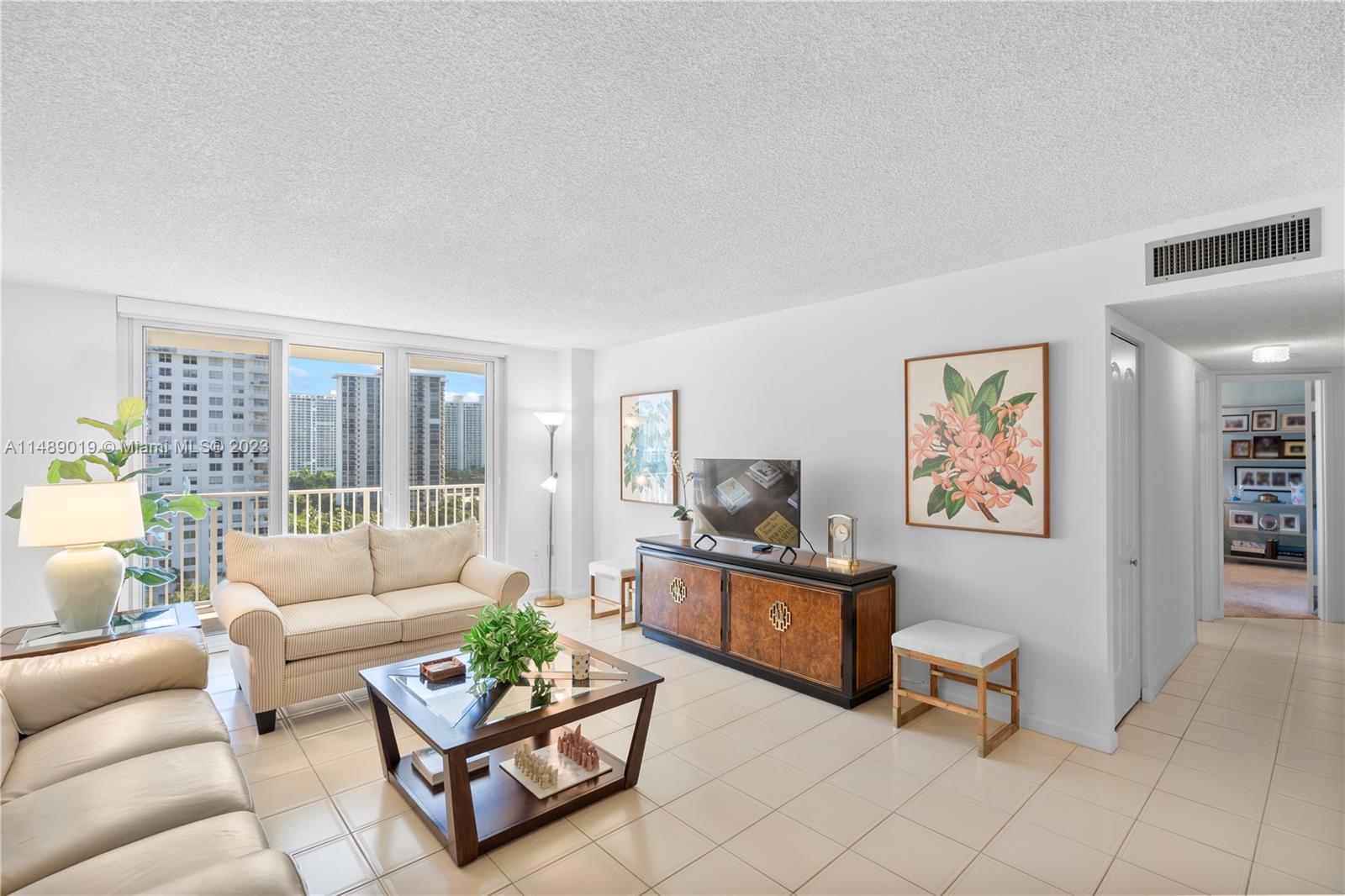 2801 NE 183rd St # 1214W