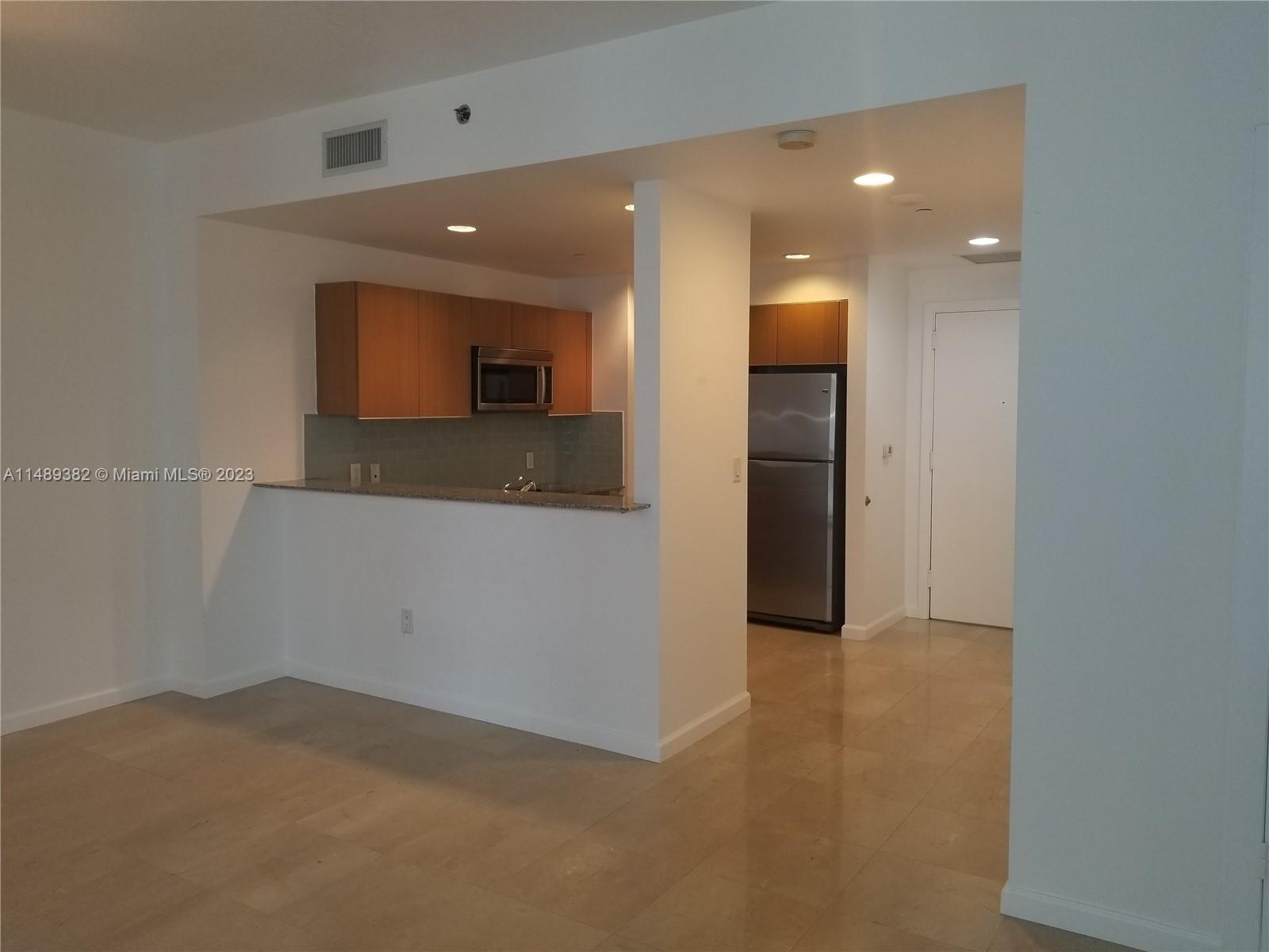 1050 BRICKELL AV # 2622