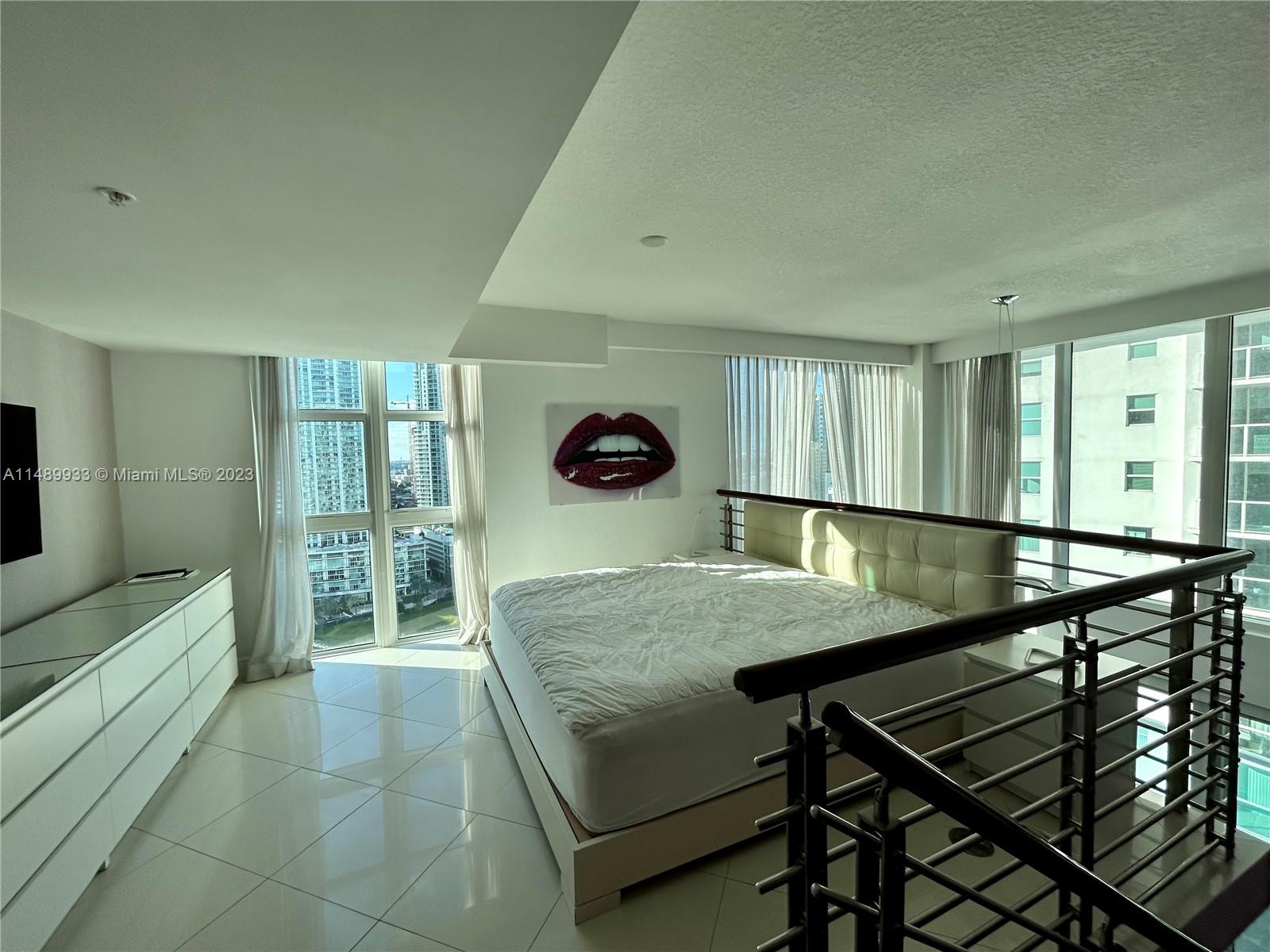 41 SE 5th St # 1417