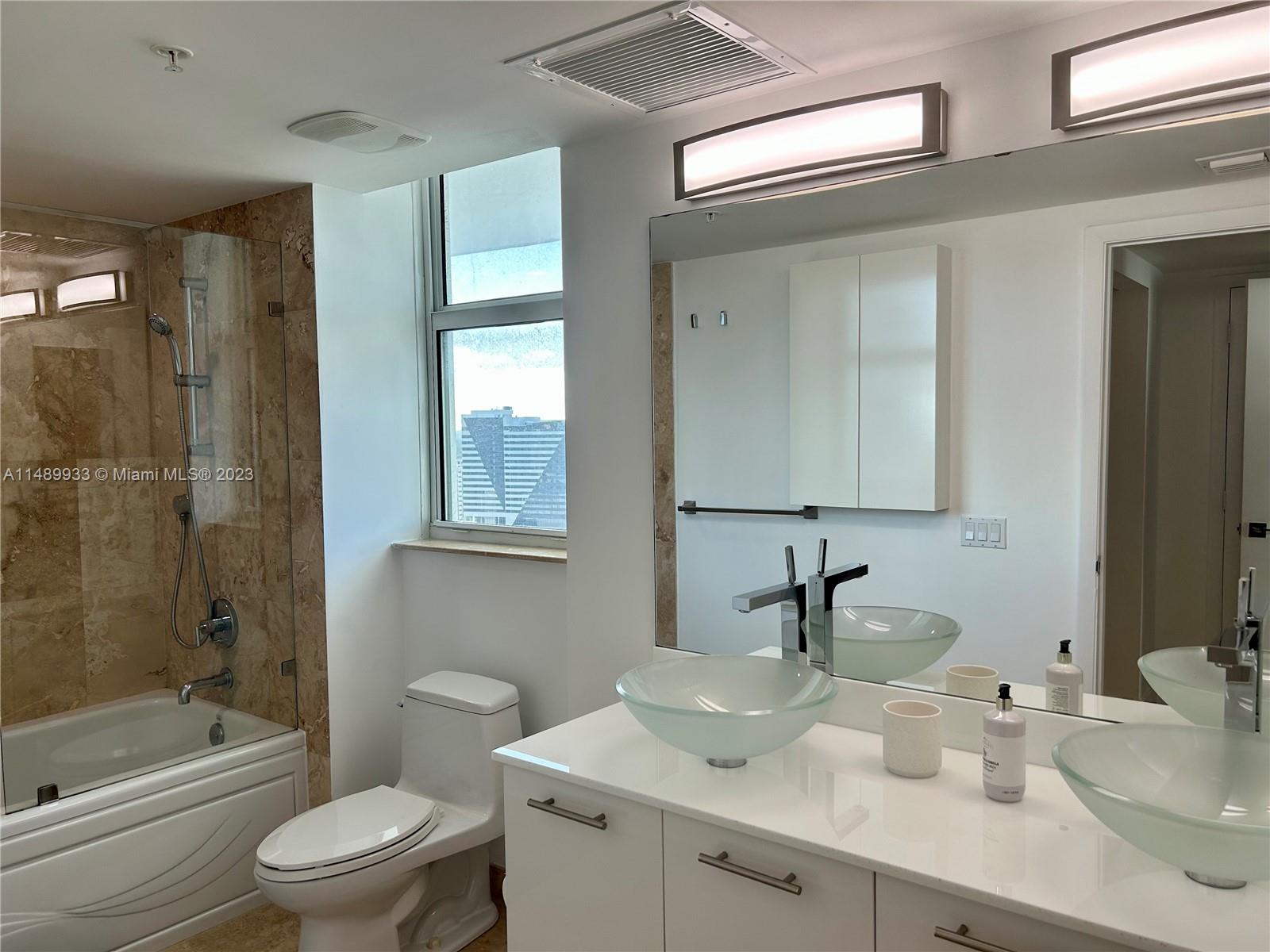 41 SE 5th St # 1417