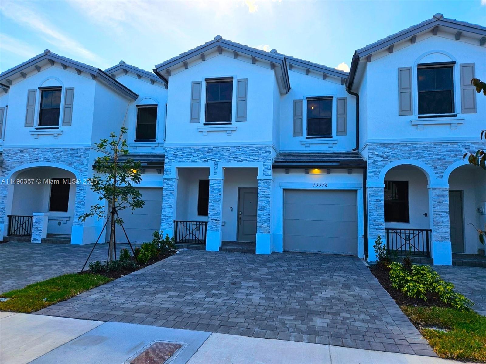 13376 SW 287th Ter Unit: .