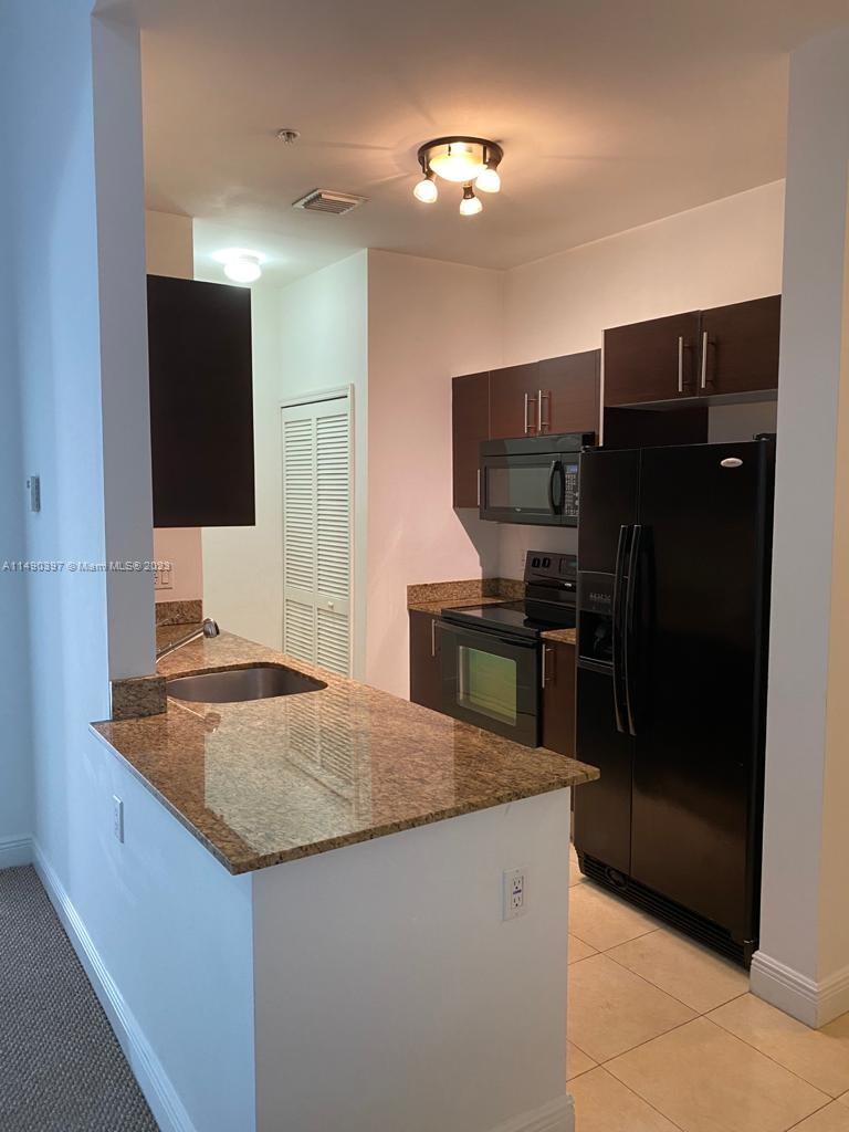 2701 SW 3rd Ave # 302