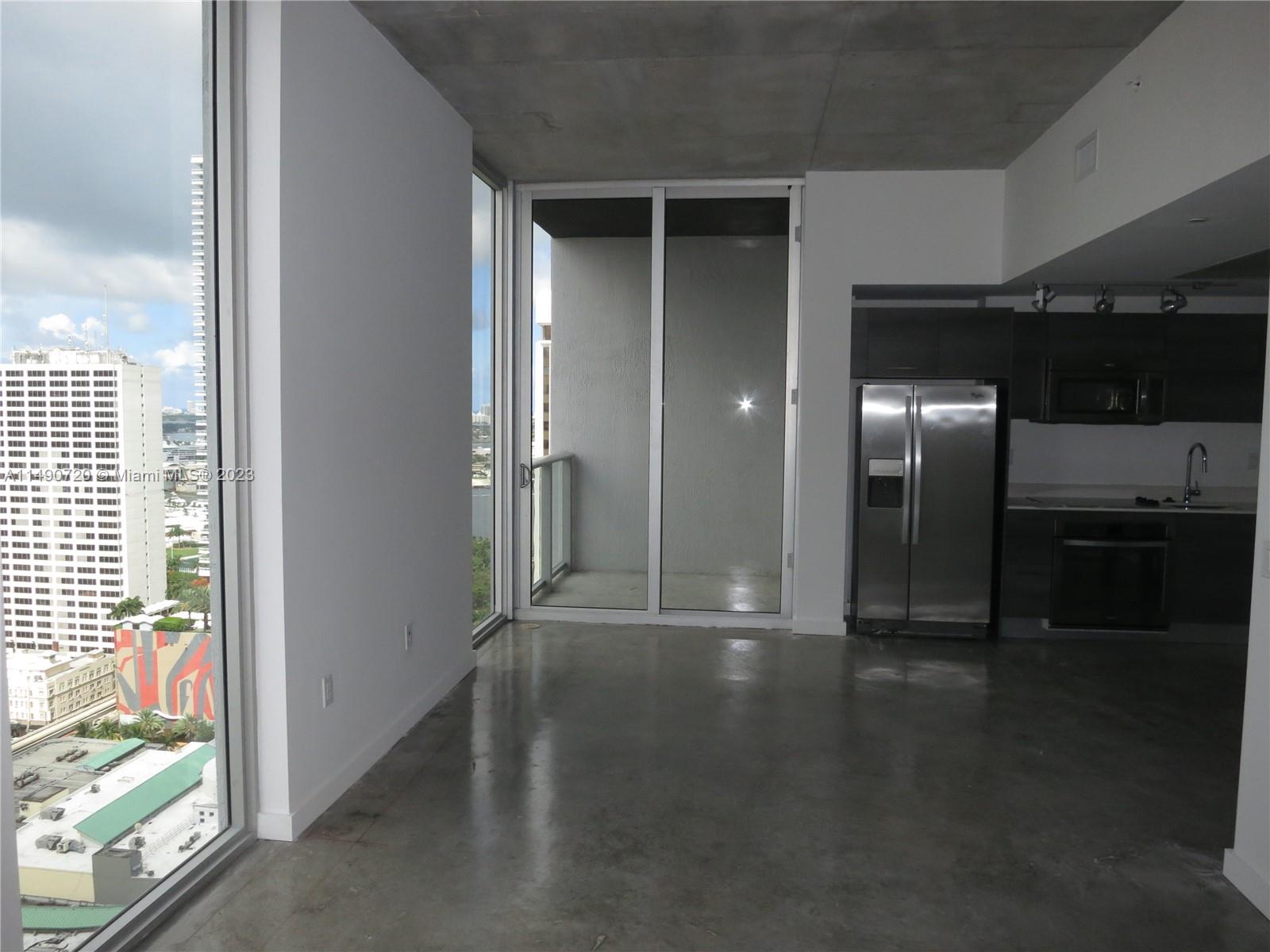 151 SE 1 St # 2804
