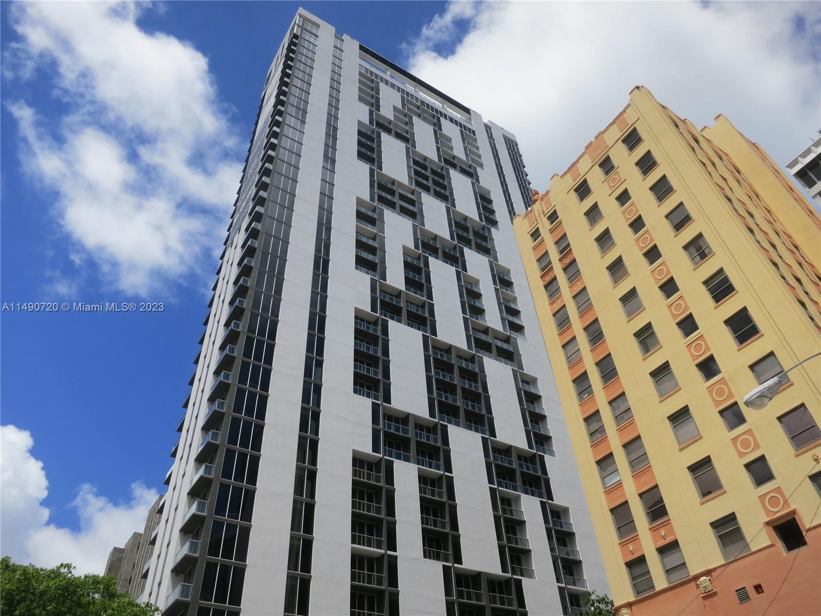 151 SE 1 St # 2804