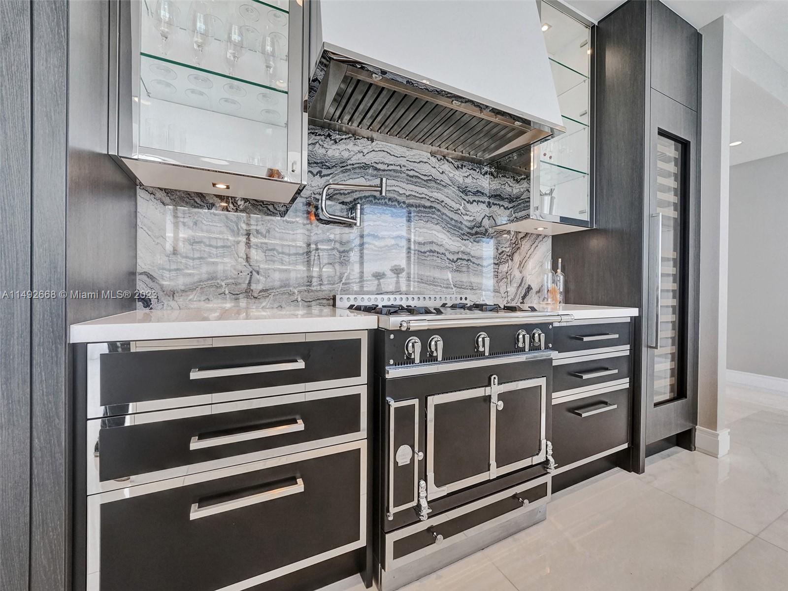 17901 Collins Ave # 2301