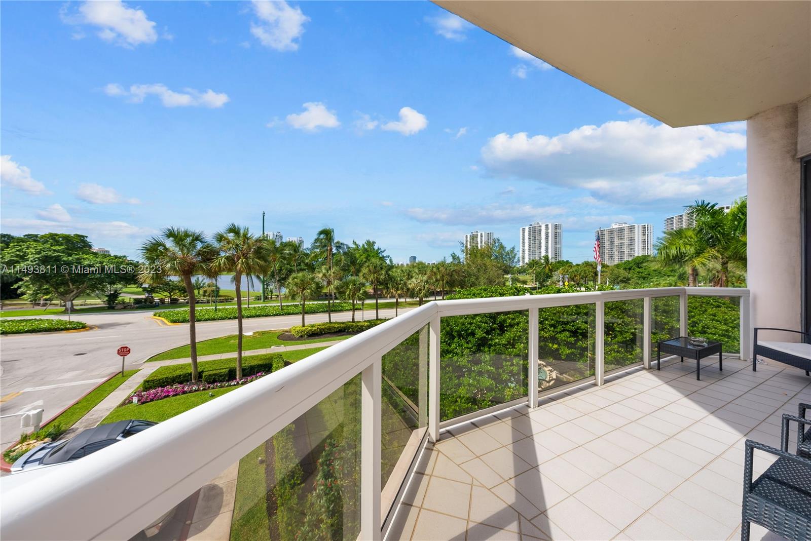 20185 E Country Club Dr # 205