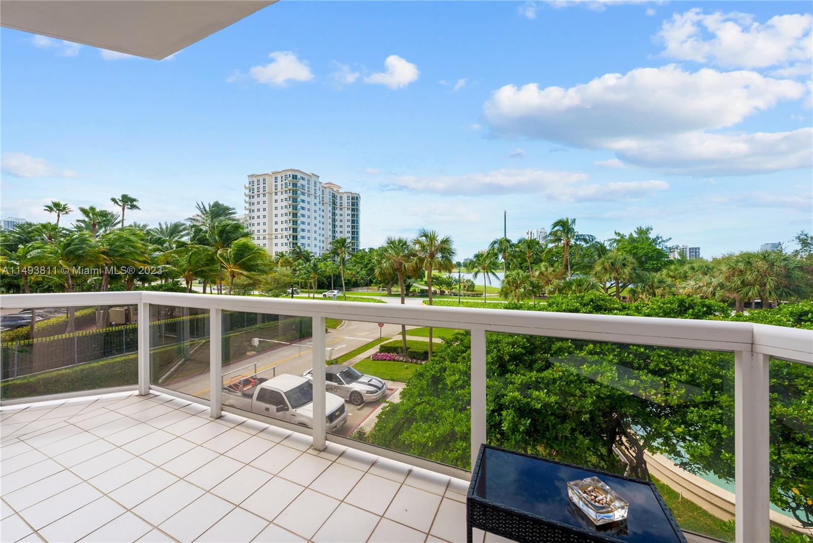 20185 E Country Club Dr # 205