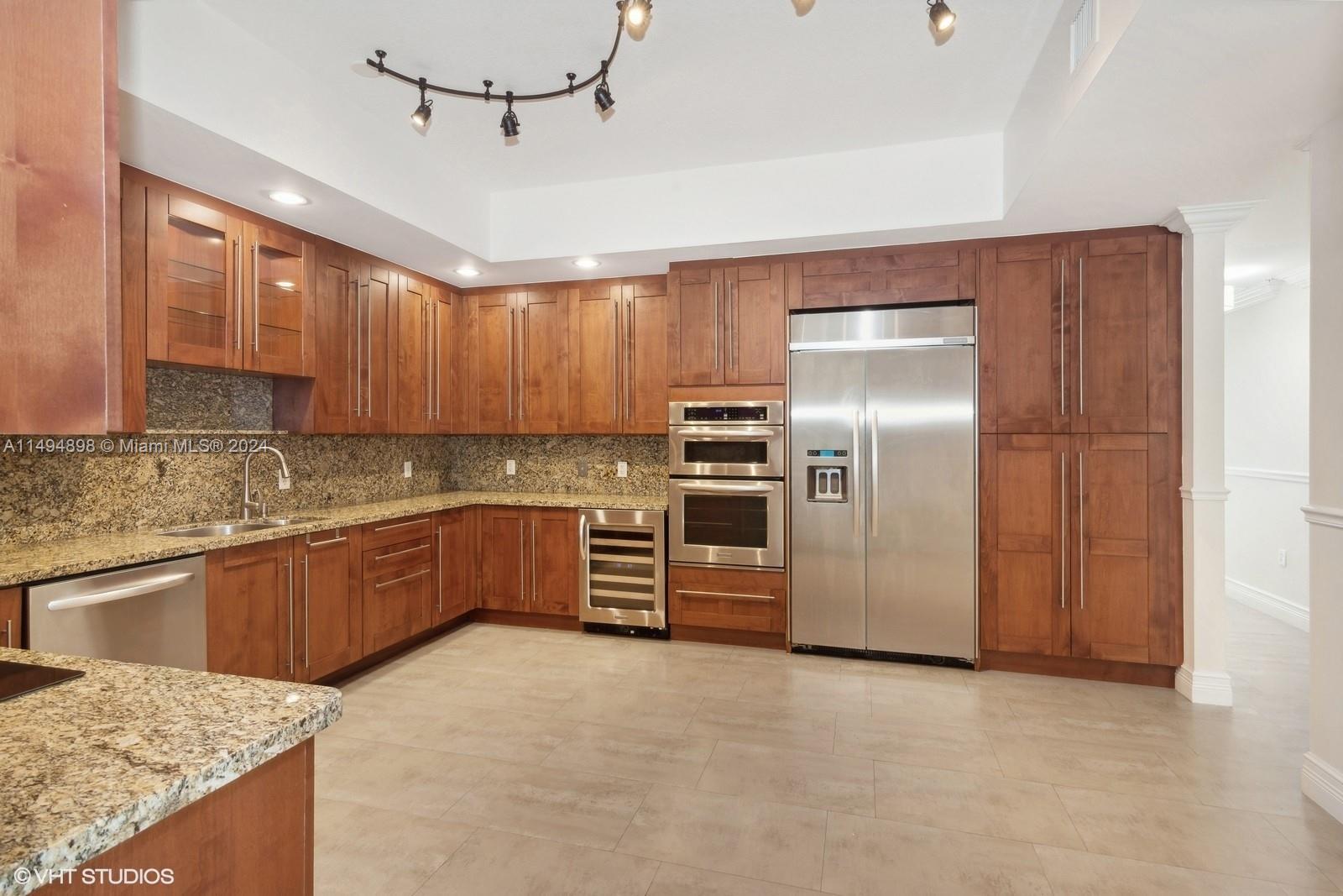 642 Valencia Ave # 308