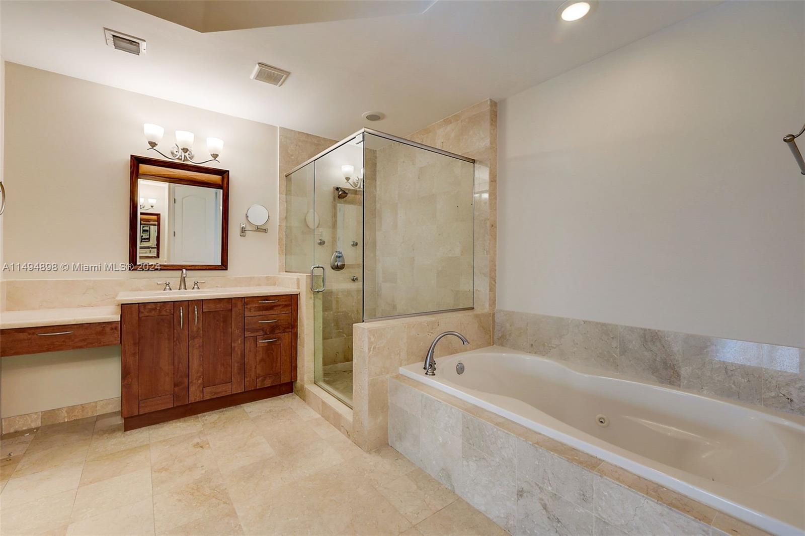 642 Valencia Ave # 308
