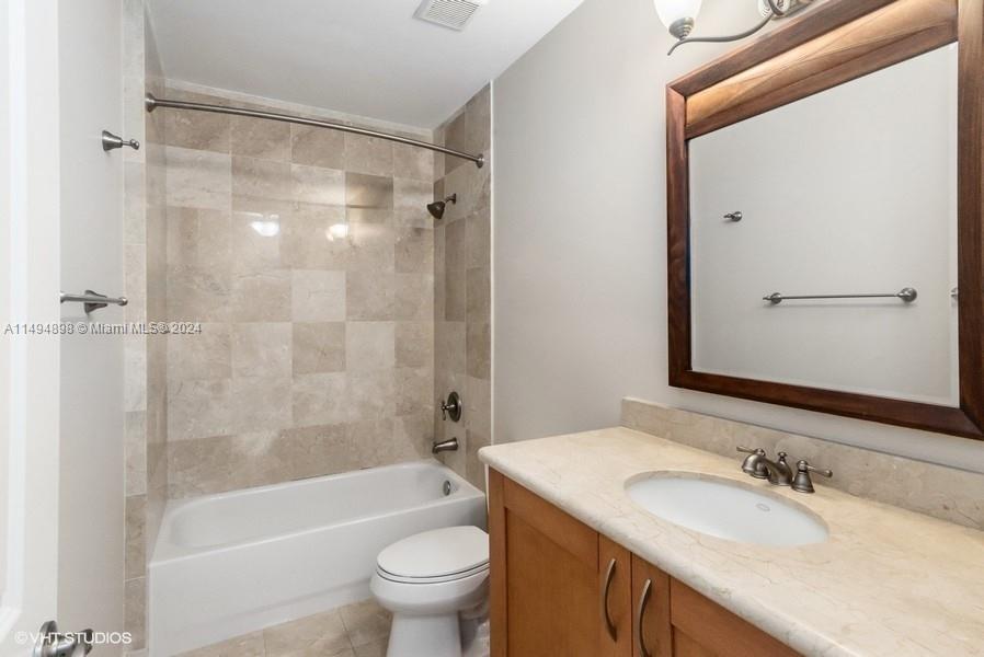642 Valencia Ave # 308