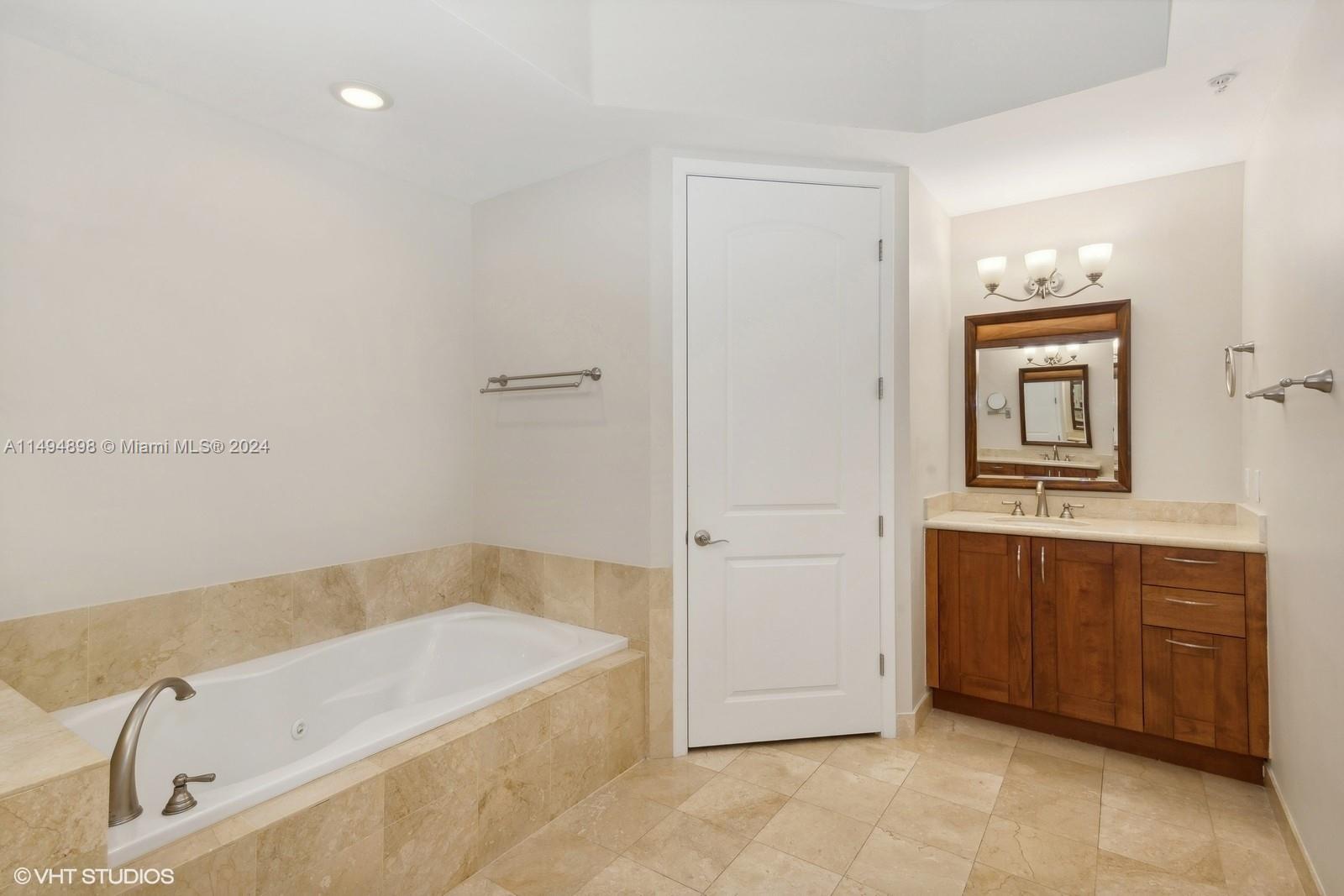 642 Valencia Ave # 308