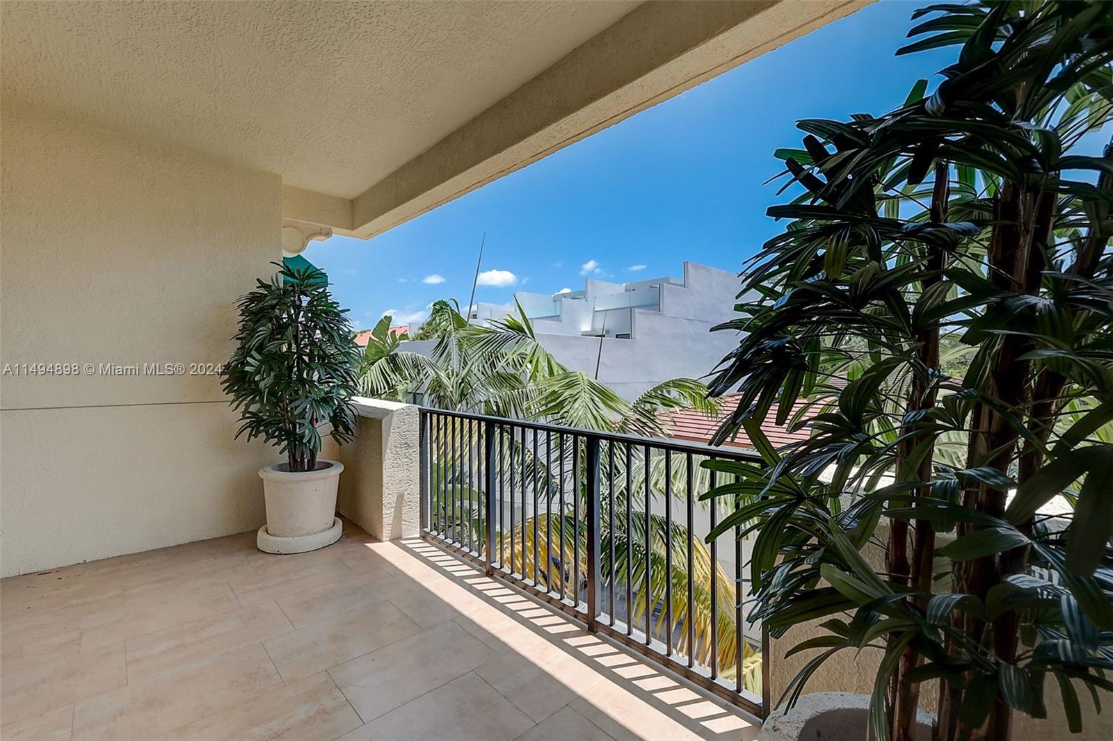 642 Valencia Ave # 308