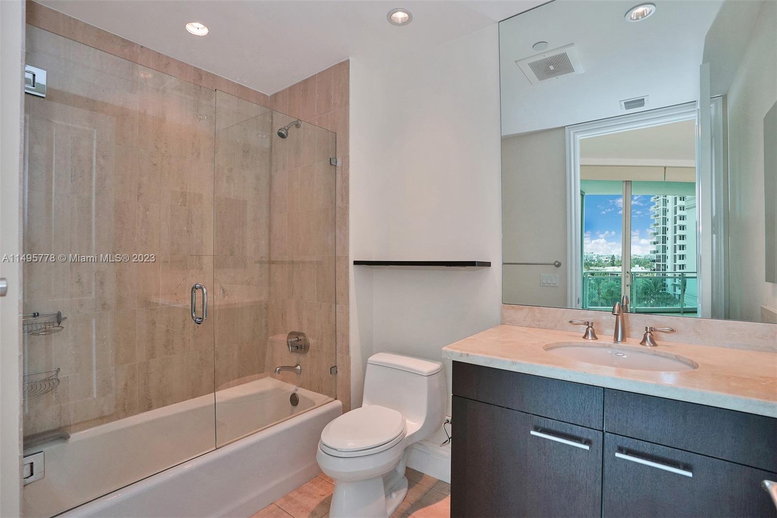 10295 Collins Ave # 504