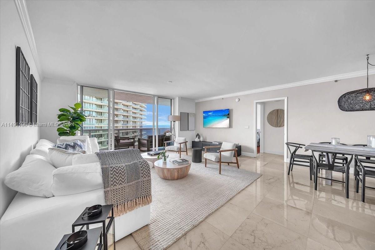 18911 Collins Ave # 2802