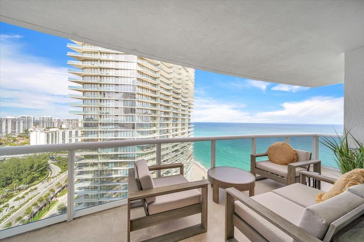 18911 Collins Ave # 2802
