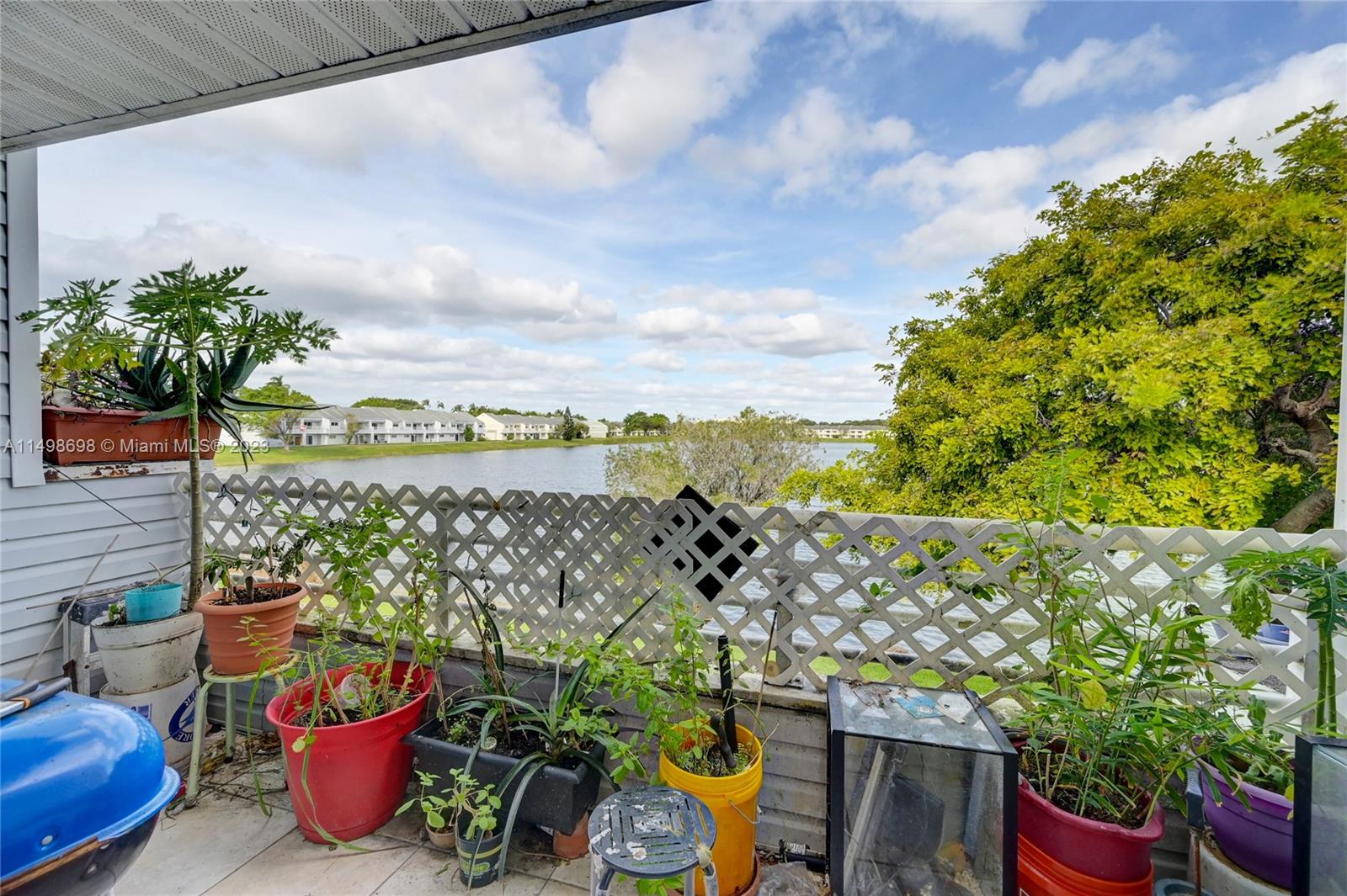 3409 NW 44th St # 202