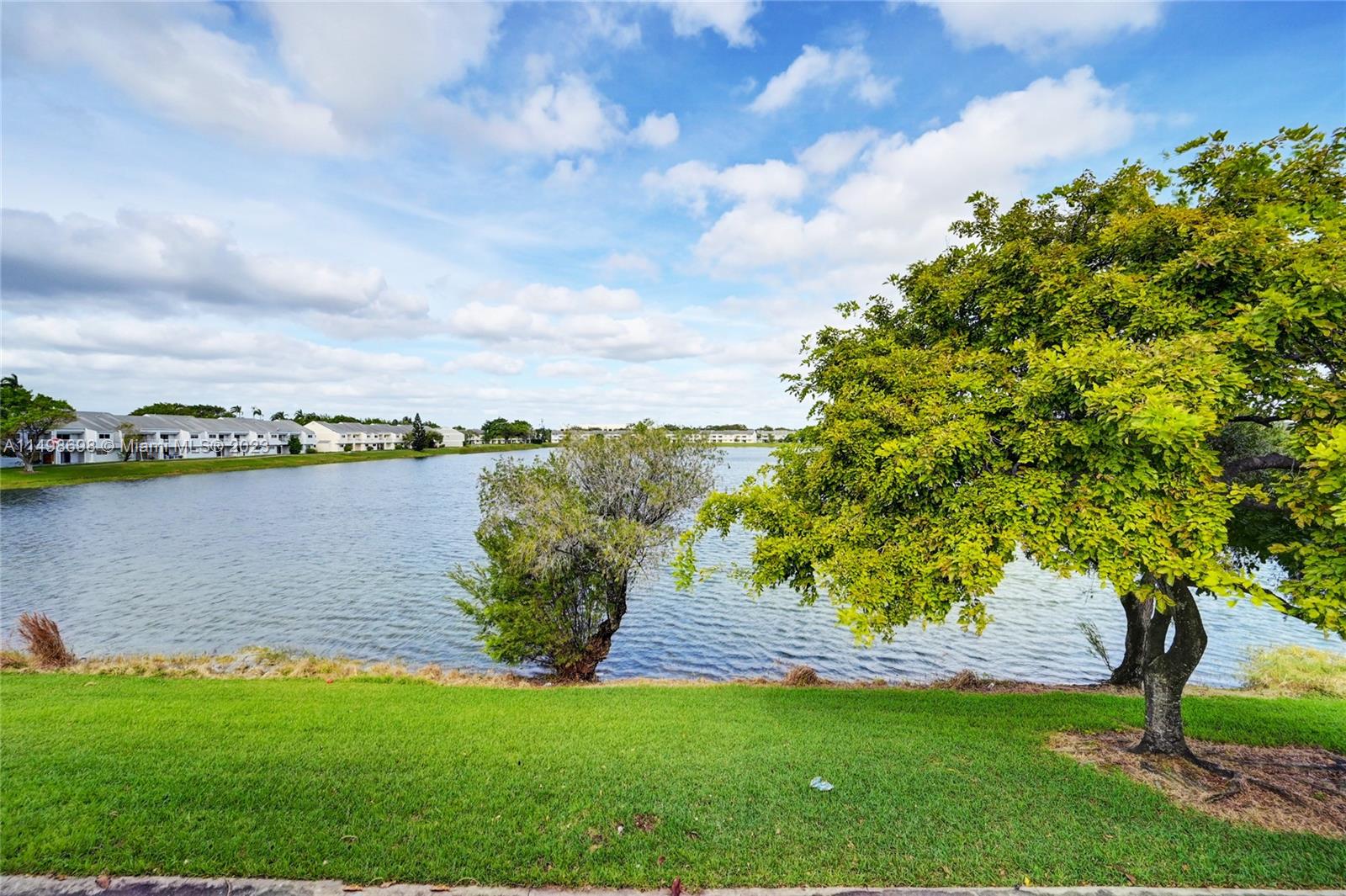 3409 NW 44th St # 202