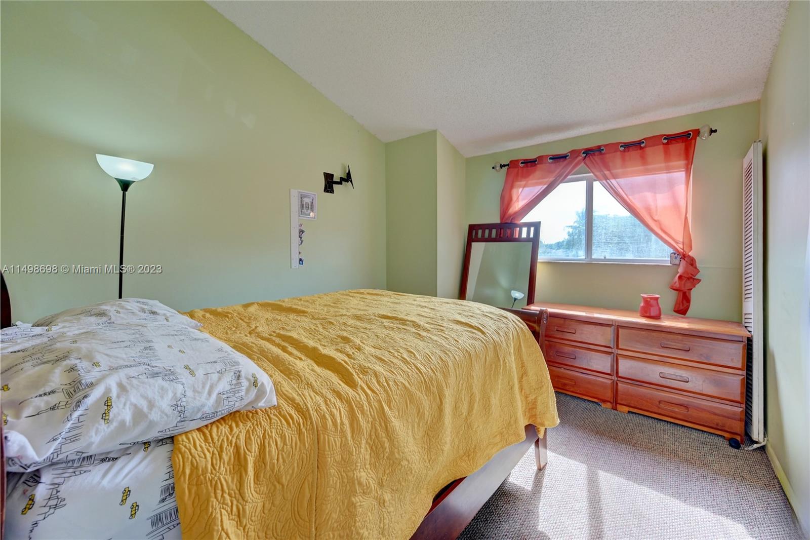 3409 NW 44th St # 202