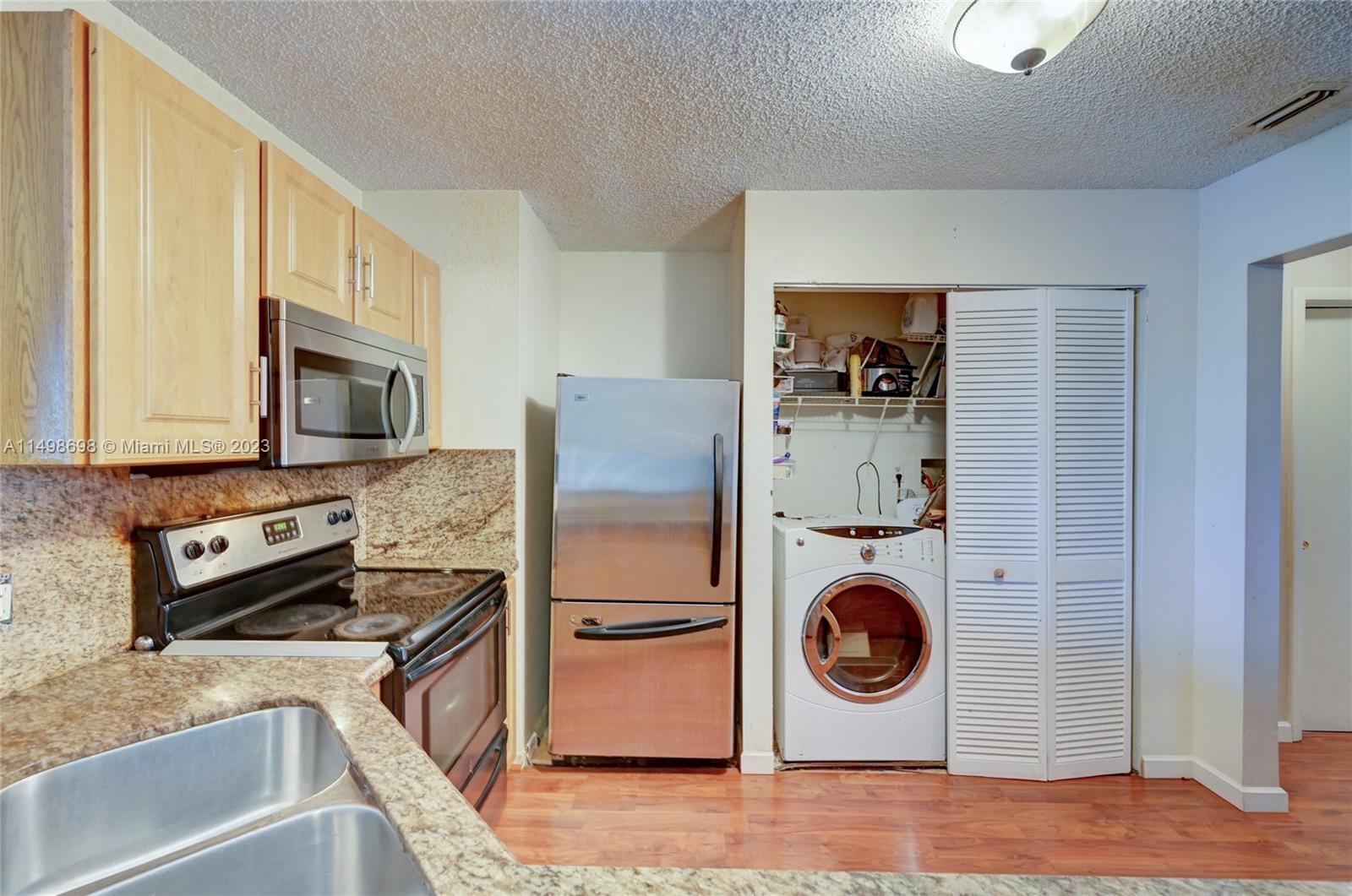 3409 NW 44th St # 202