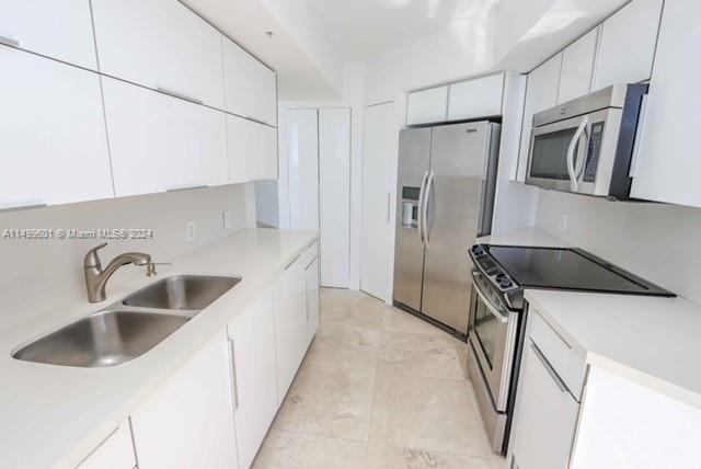 6301 Collins Ave # 1502
