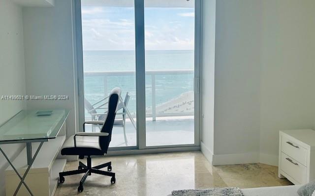 6301 Collins Ave # 1502